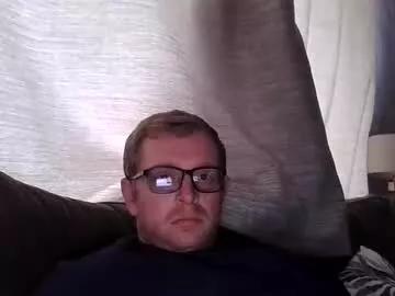 ginwood on Chaturbate