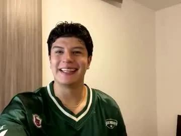 goldenknight33 on Chaturbate