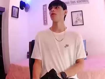 harrythomson1 on Chaturbate 