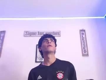 harrythomson1 on Chaturbate 