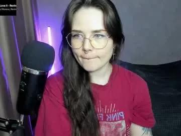 hell_hotline on Chaturbate