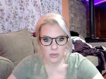 holly_bourbon on Chaturbate 