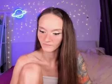 hottiesteverly on Chaturbate