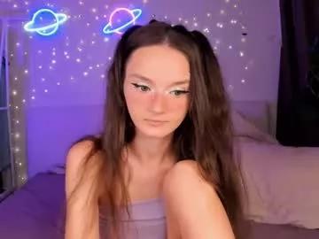 hottiesteverly on Chaturbate