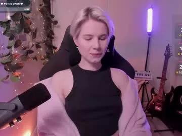 imnotmia on Chaturbate