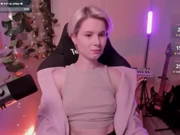 imnotmia on Chaturbate