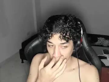 isidroglasc on Chaturbate 