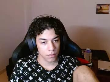 isidroglasc on Chaturbate 