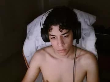 isidroglasc on Chaturbate 