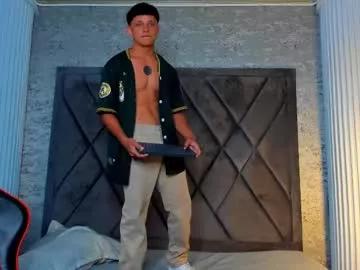 jamesgolden_ on Chaturbate