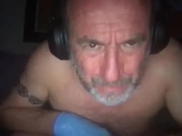 jmombombero63 on Chaturbate 