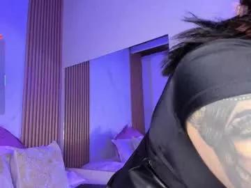 juicy_led_ — My tight pussy wants to stay wet  - Goal: 360 View  [42 tokens left] #bbw #bigboobs #lovense #latex #bigass