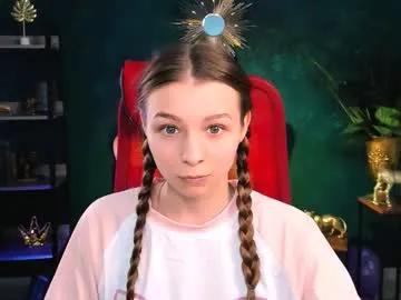 juliedaniel's avatar