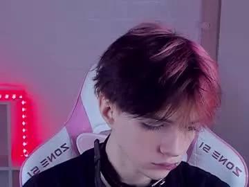 justin_twinkboy on Chaturbate 