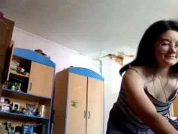 katrinalueckenbach model from cb