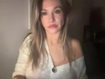kellymaee on Chaturbate 