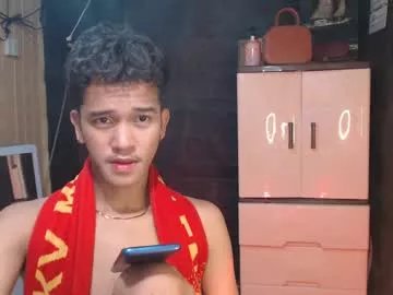 ken_bigcockxx on Chaturbate