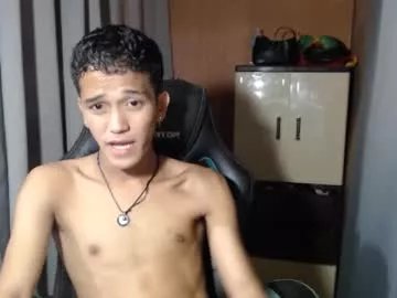 ken_bigcockxx on Chaturbate