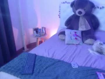 Chaturbate kylie444 is Freechat kylie444 — Goal: Sexy Dance  #twerk #latina  #natural  #cute #new  #party  #pvt - Next Goal: Show Panties