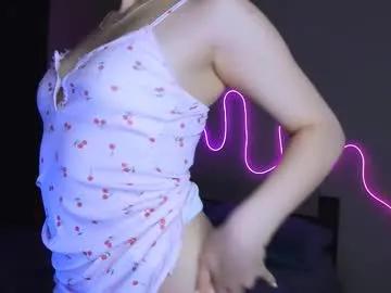 larakrein_lk on Chaturbate 