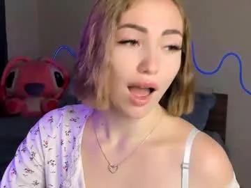 larakrein_lk on Chaturbate 