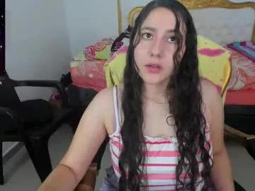 little_sparkles_0f_l0v3 on Chaturbate