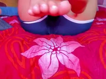 littlee_emma_ on Chaturbate 