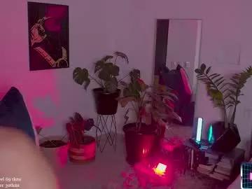 lucyallenx on Chaturbate