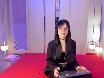 madamedesade01 — Come and explore my pussy while you make me squirt . - Goal: Ride dildo in reverse  [98 tokens left] #squirt #anal #feet #latina #lovense