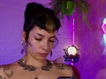 mamushka_ on Chaturbate