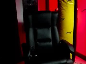 maximo_vega — If u follow my i will flash what u chosee ;) (LUSH  ON) #muscle  #cum    #bigcock #uncut  #lovense