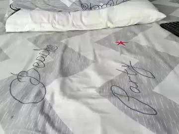 Freechat maybelline_666 on Chaturbate