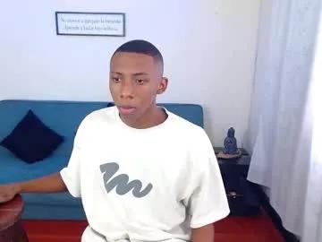 miiloo18 on Chaturbate 