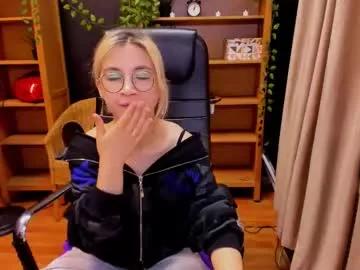 moon13152 on Chaturbate