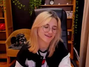moon13152 on Chaturbate