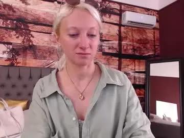 natalie_bitton — 88/77/66my special levels that gets me in a hotter mood!Try them on and let's see if u think u can make me cum? #french #british #blonde #smalltits #squirt