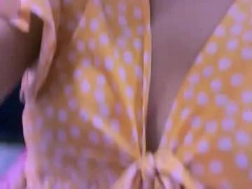 ninayellow on Chaturbate 