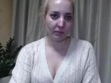 ohsweetiren on Chaturbate