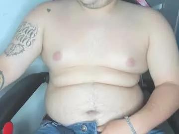 onewhiteboichub on Chaturbate 