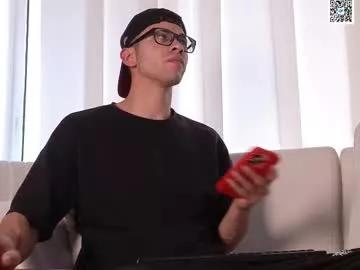 phantom_bigger1 on Chaturbate