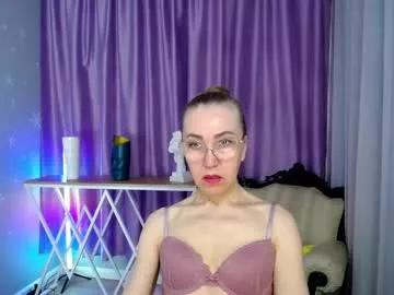 queen_a_n_i on Chaturbate 