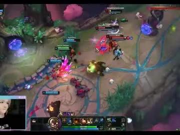 Chaturbate raiingurl is Freechat raiingurl — lol - Multi-Goal :  Use a dildo #nora #squirt #pvt #cream #curvy