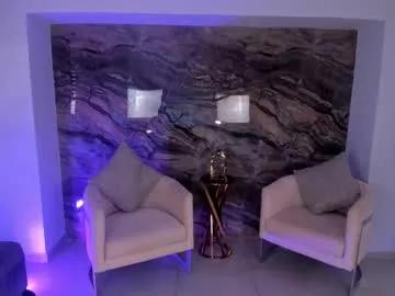 Freechat roseferrera on Chaturbate