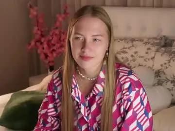 roxanelan — GOAL: Say Hi^^. Hi, I'm new here! Let's start having fun? #shy #18 #new #teen #skinny [10 tokens remaining]