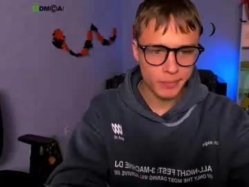 sam_nexor — GOAL: Take off T-shirt [50 tokens remaining] Let's do something dirty  #bigcock #muscle #twink #18 #lovense