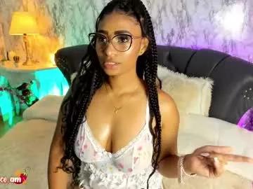 Freechat spicyamelia on Chaturbate