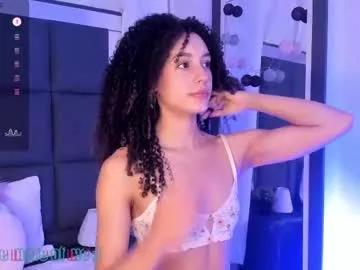 Freechat sweetcurly1 on Chaturbate