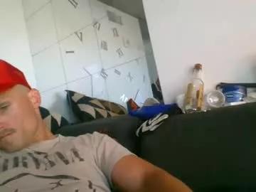 theoutfitter's avatar