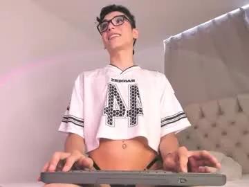 thomythompson — Go doggy and show asshole closer [77 tokens left] #femboy #lovense #18 #anal #gay