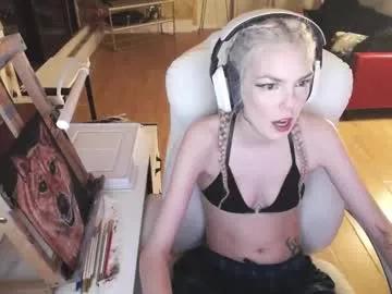 Freechat tinykylie on Chaturbate